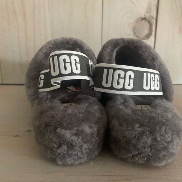 - UGG FLUFF yeah  SLIDES charcoal gray  US 6 NIB - Picture 4 of 7